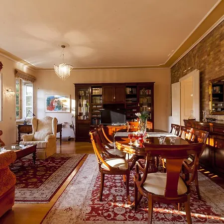 아파트 Corfu Town Luxury Jakuzzi House / Royal Gate *