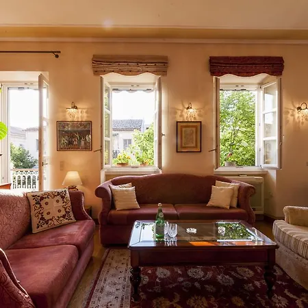 Corfu Town Luxury Jakuzzi House / Royal Gate Corfu (city)